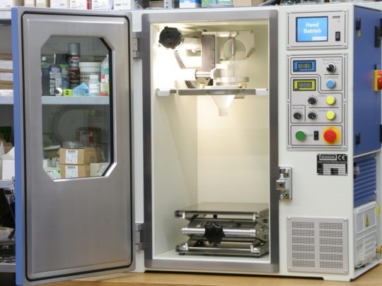 Silicone mold vacuum casting machine for small-batch production