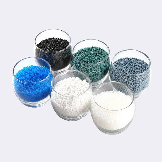 Plastic resin pellets used for injection molding materials